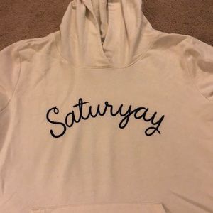 Light weight pullover